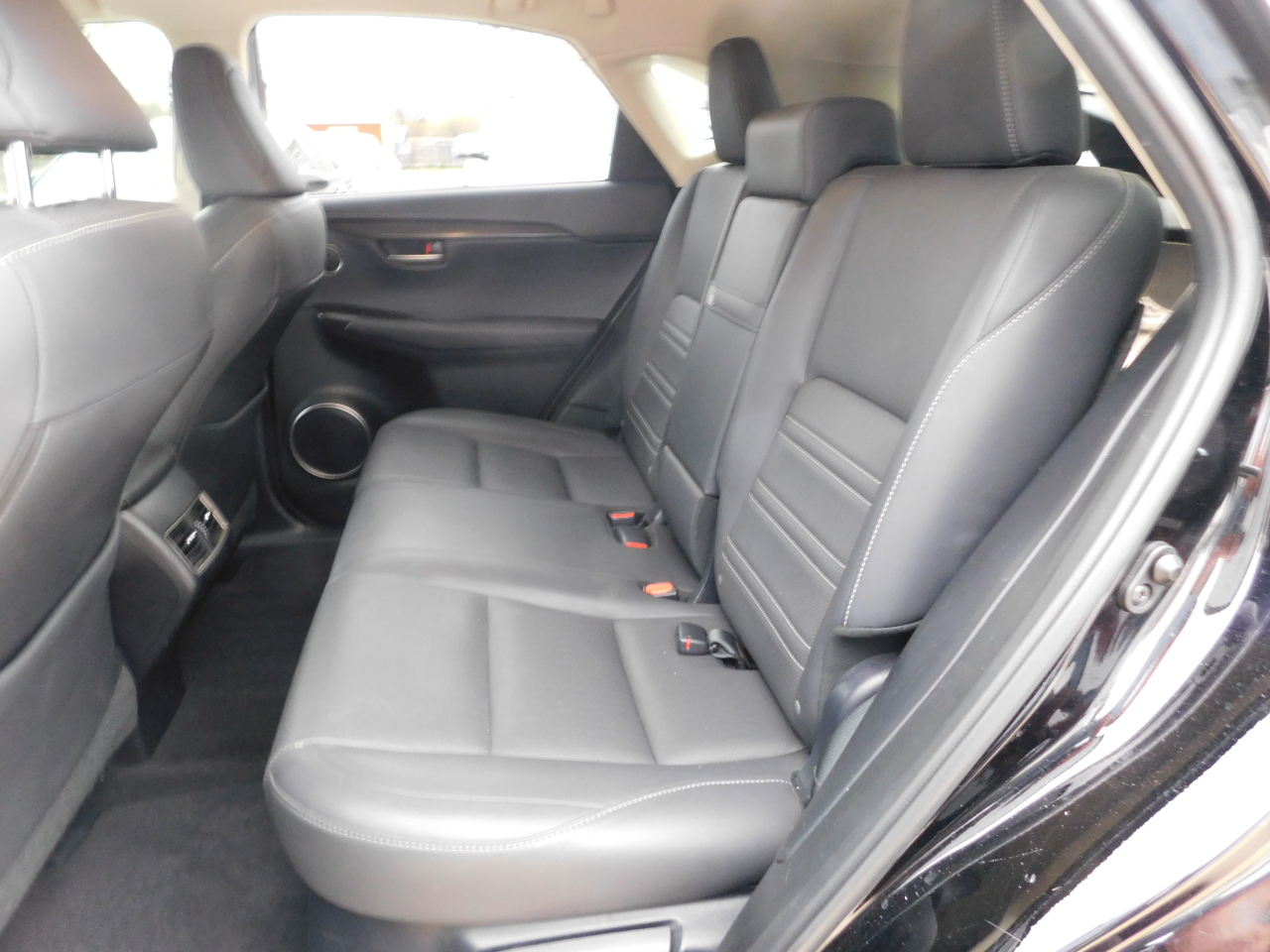 Lexus NX 200t FWD 4dr 2016