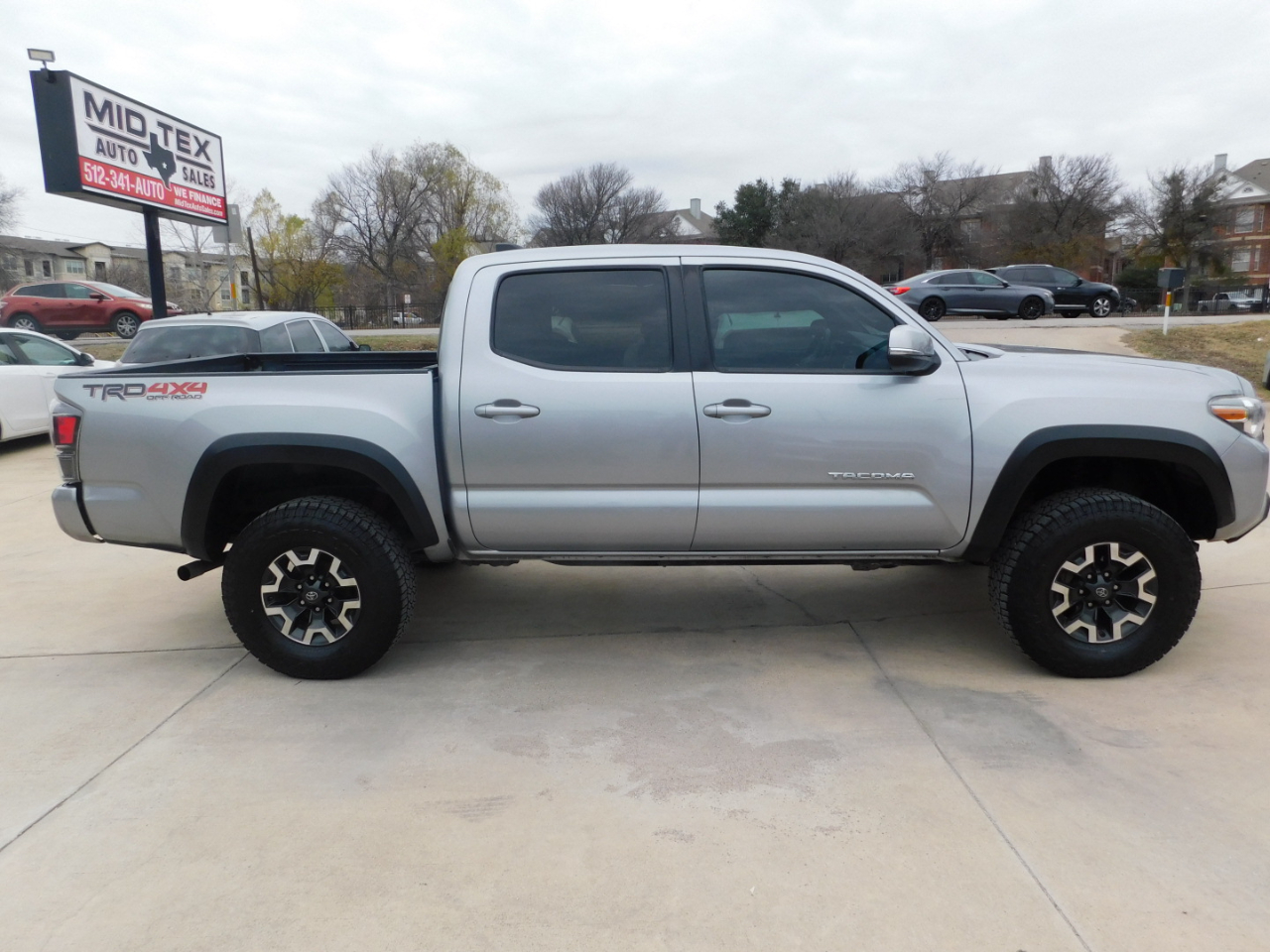 Toyota Tacoma 4WD TRD Off Road Double Cab 5' Bed V6 AT (Natl) 2021