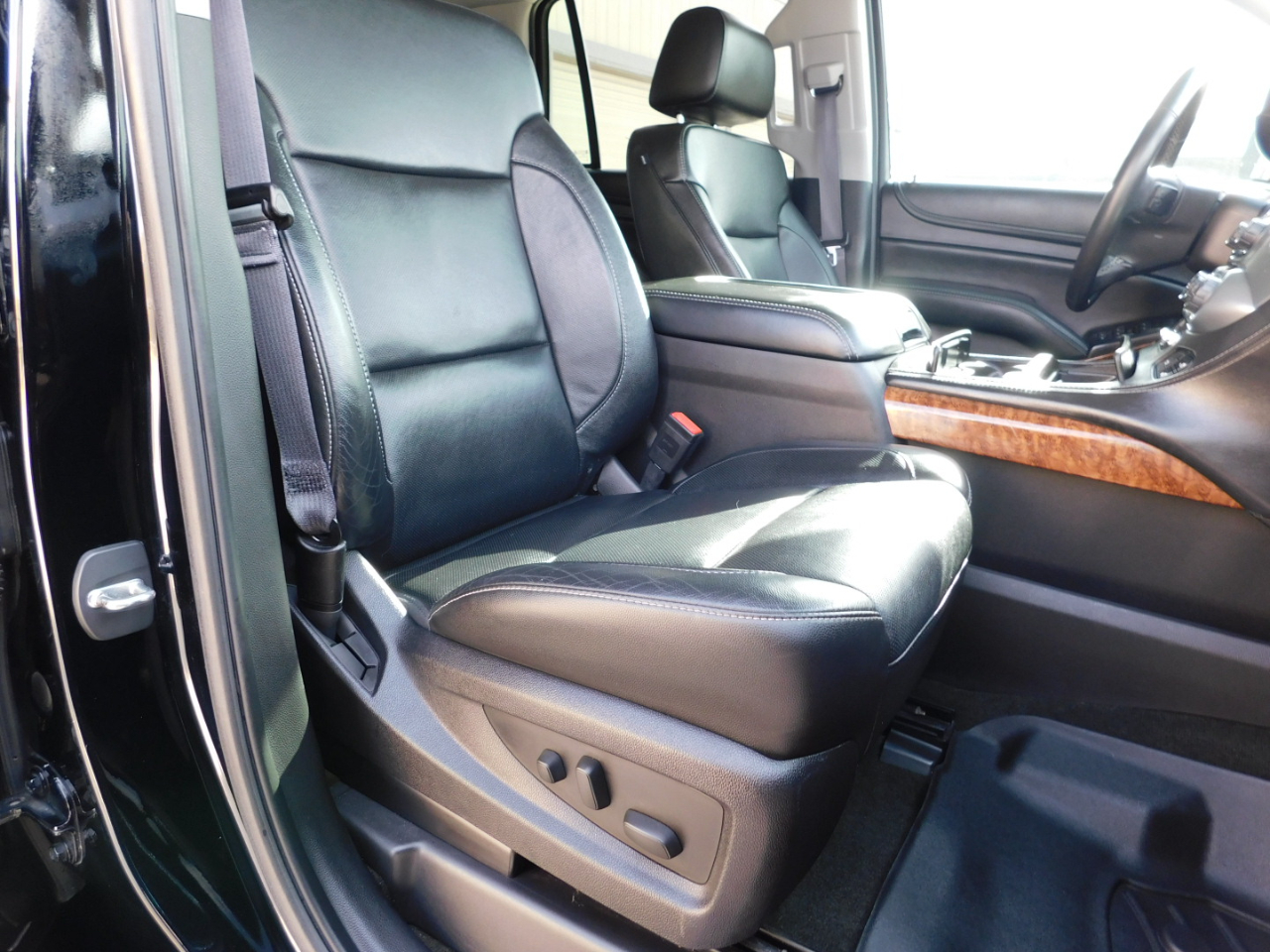 Chevrolet Tahoe 4WD 4dr LTZ 2016