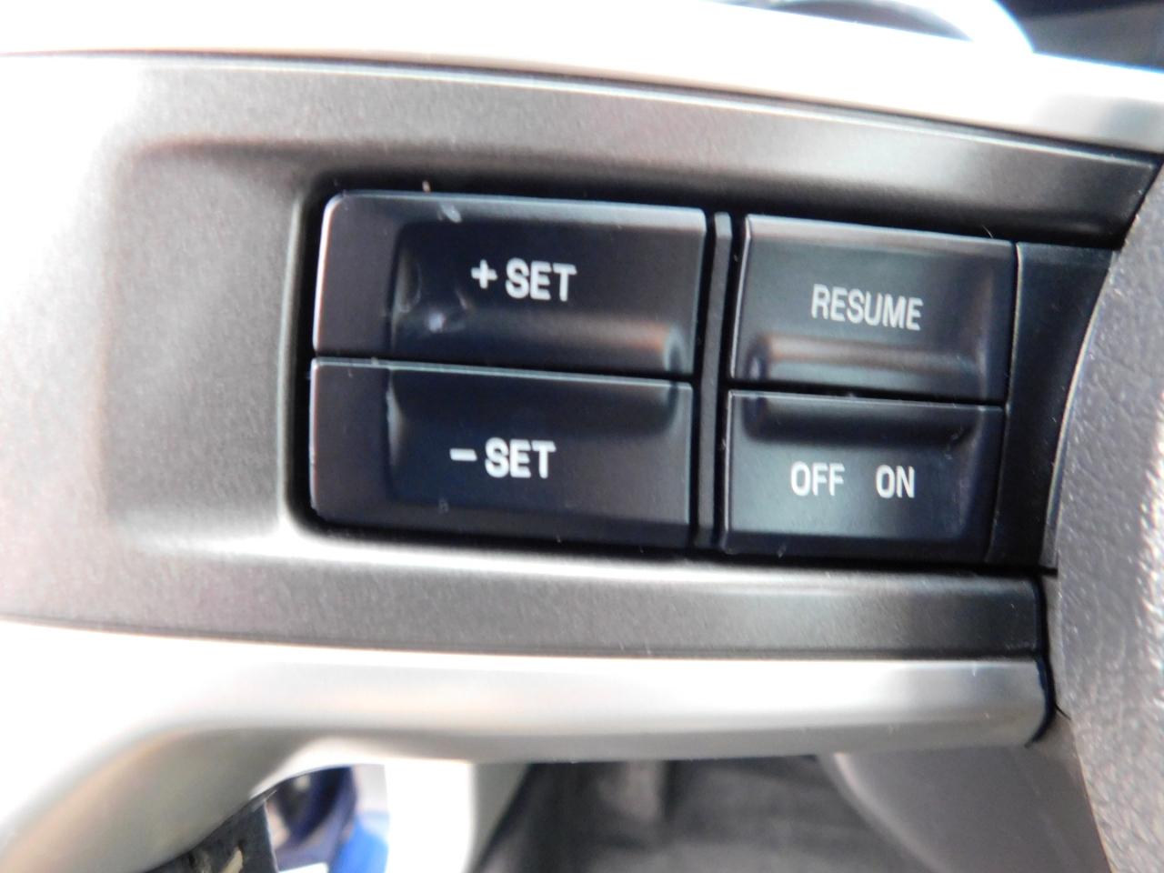 Ford Mustang 2dr Cpe V6 2011