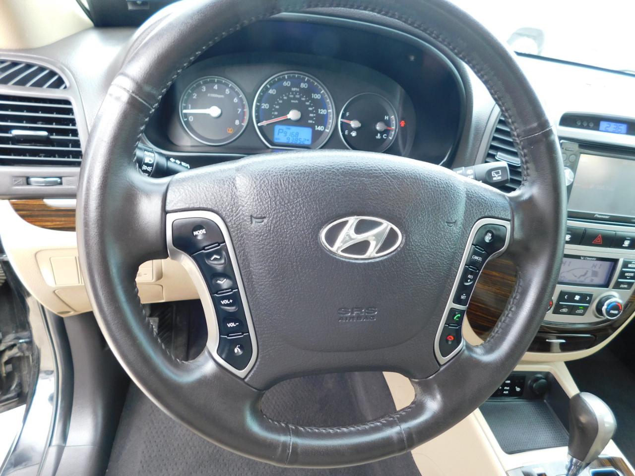 Hyundai Santa Fe FWD 4dr V6 Auto Limited 2011