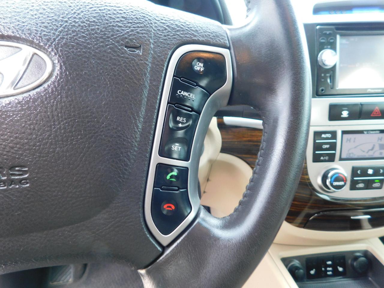 Hyundai Santa Fe FWD 4dr V6 Auto Limited 2011