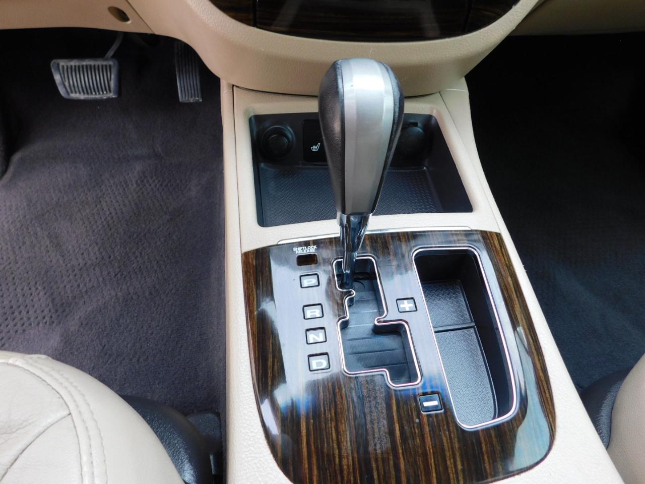 Hyundai Santa Fe FWD 4dr V6 Auto Limited 2011