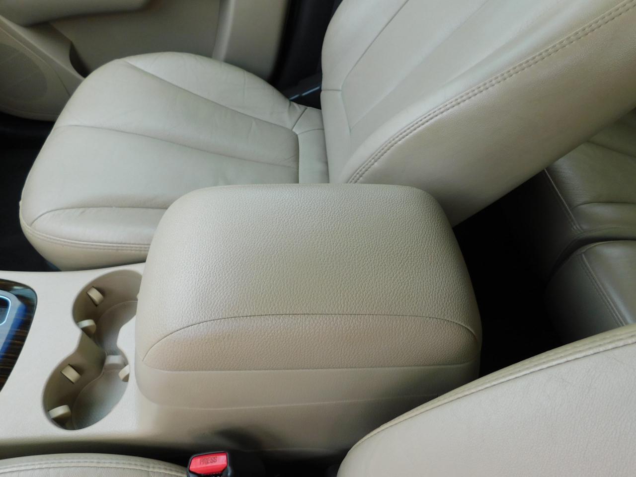 Hyundai Santa Fe FWD 4dr V6 Auto Limited 2011