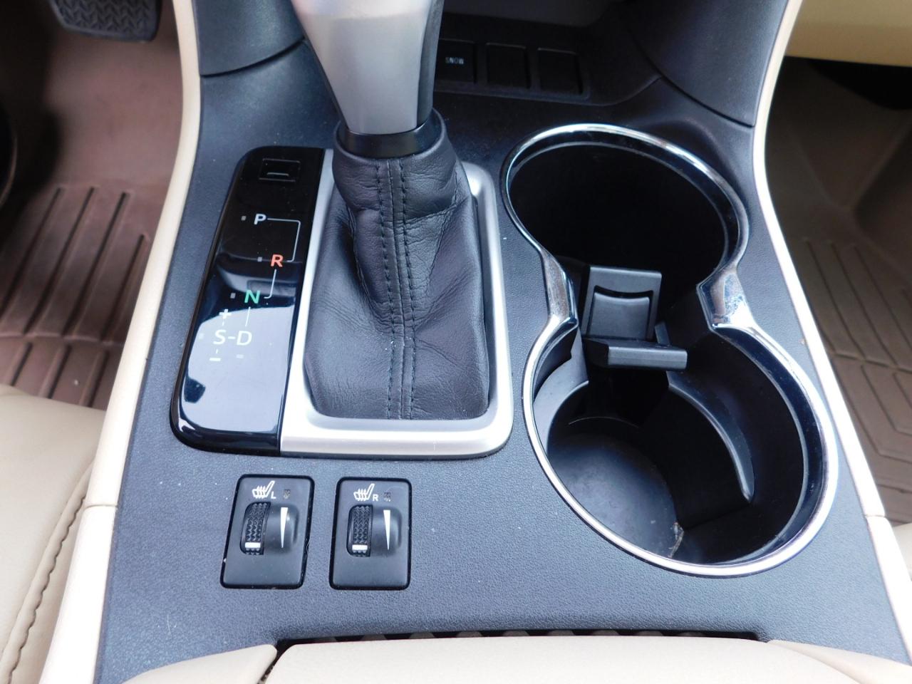 Toyota Highlander XLE V6 FWD (Natl) 2017