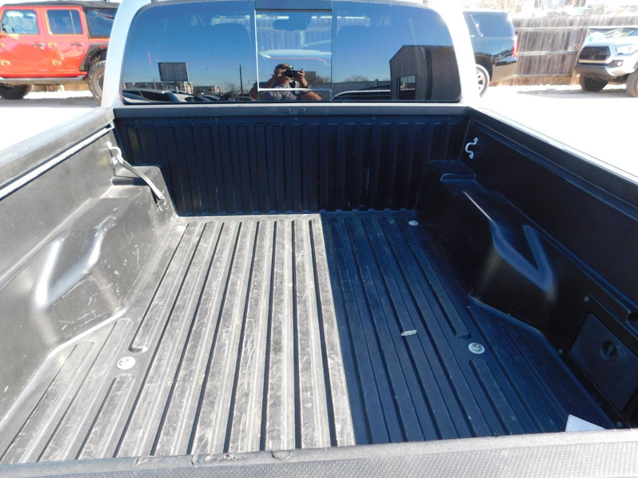 Toyota Tacoma 4WD TRD Off Road Double Cab 5' Bed AT (Natl) 2020