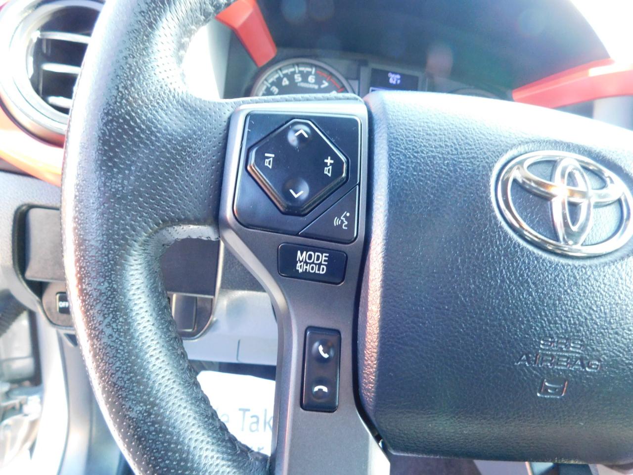 Toyota Tacoma 4WD TRD Off Road Double Cab 5' Bed AT (Natl) 2020