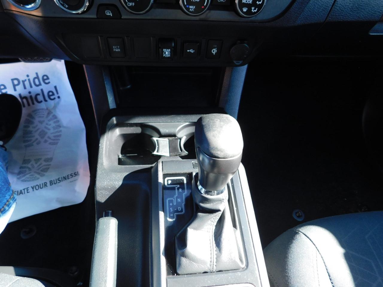 Toyota Tacoma 4WD TRD Off Road Double Cab 5' Bed AT (Natl) 2020