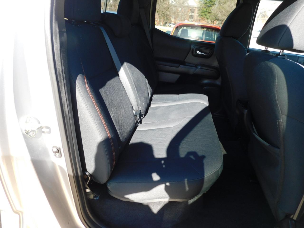 Toyota Tacoma 4WD TRD Off Road Double Cab 5' Bed AT (Natl) 2020