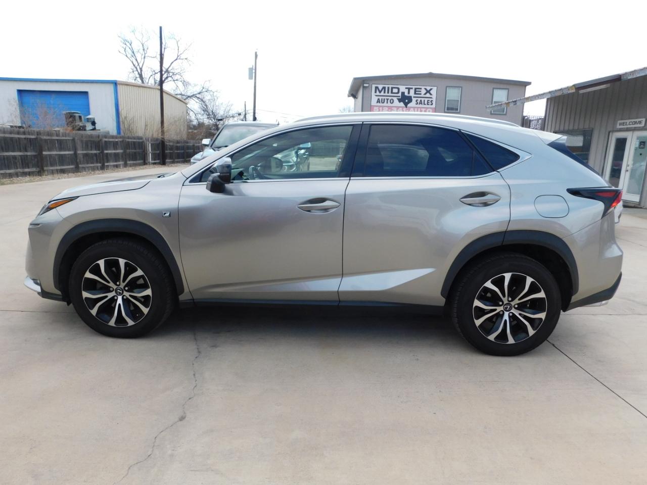 Lexus NX 200t F Sport 4D SUV FWD 2017