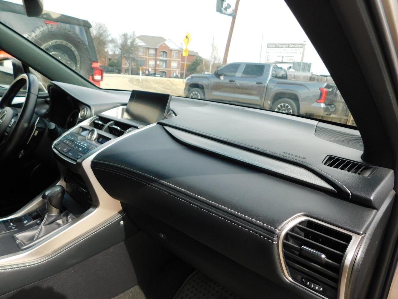 Lexus NX 200t F Sport 4D SUV FWD 2017