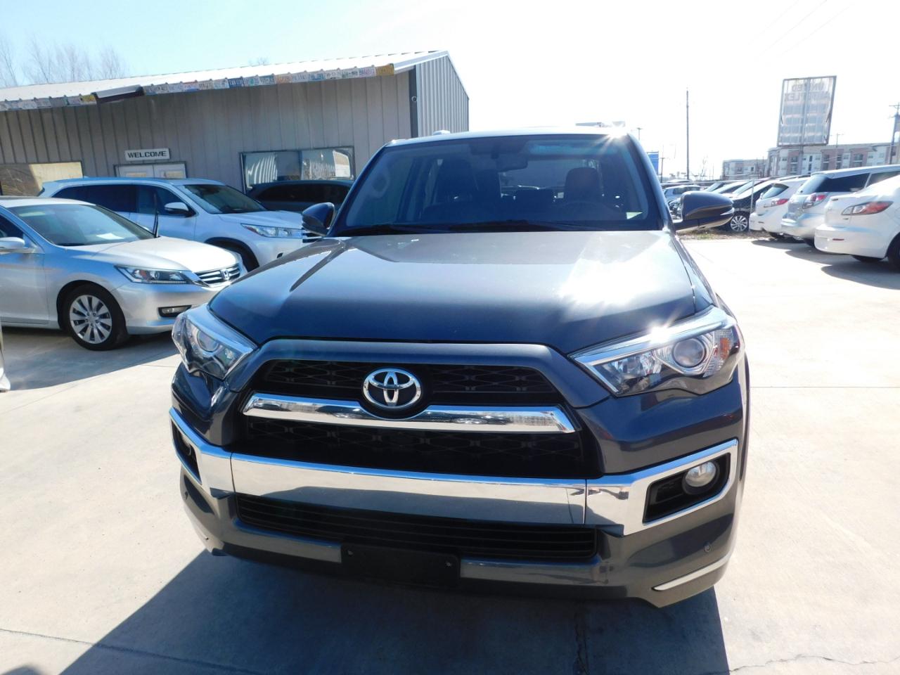Toyota 4Runner RWD 4dr V6 SR5 (Natl) 2016