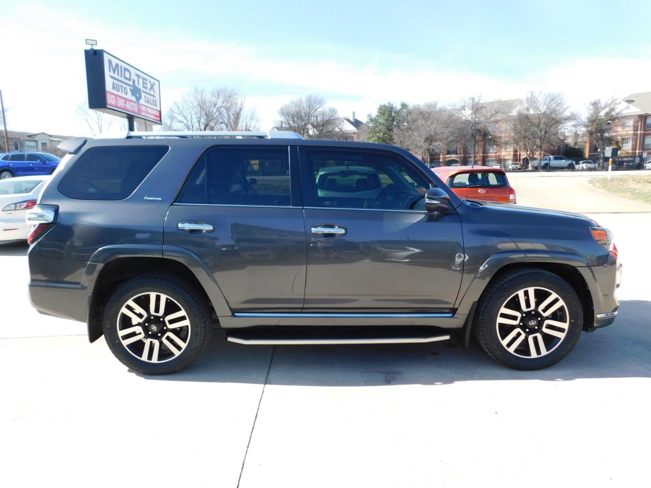 Toyota 4Runner RWD 4dr V6 SR5 (Natl) 2016