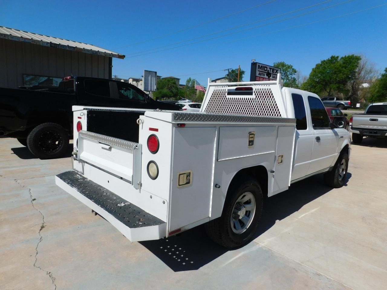 Ford Ranger 2WD 4dr SuperCab 126" XLT 2011