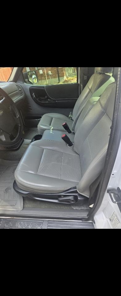 Ford Ranger 2WD 4dr SuperCab 126" XLT 2011
