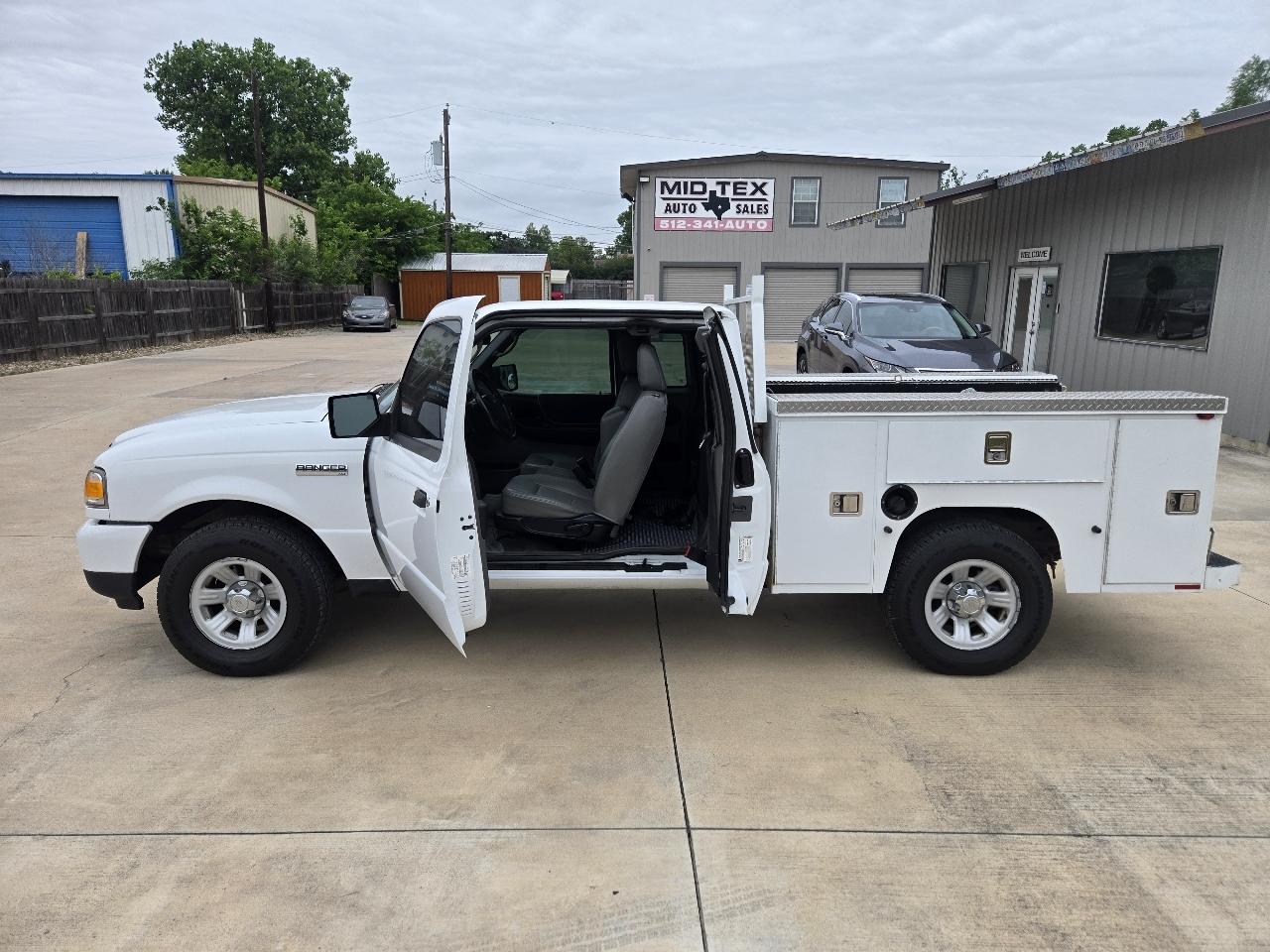 Ford Ranger 2WD 4dr SuperCab 126" XLT 2011