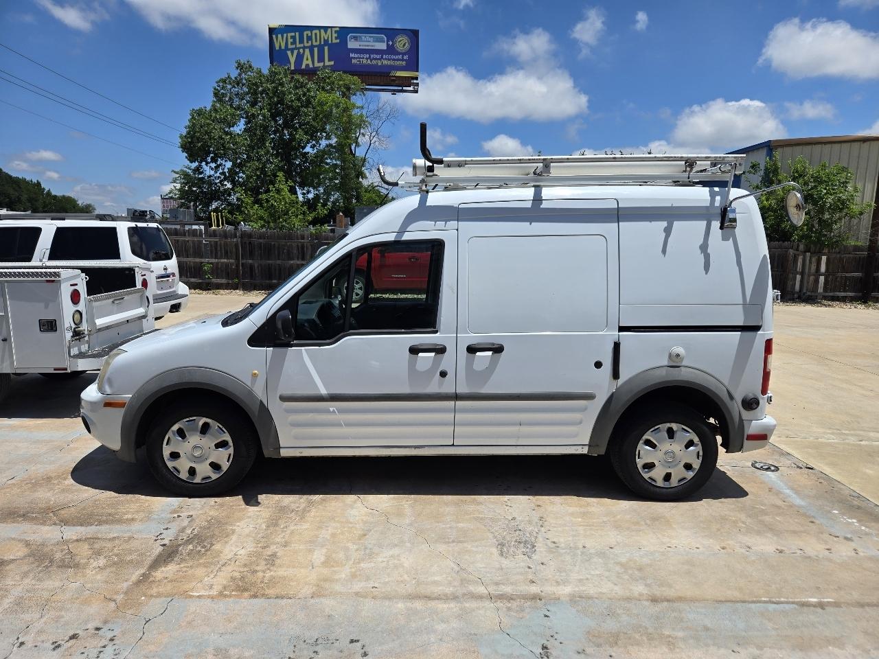 Ford Transit Connect 114.6" XLT w/o side or rear door glass 2010
