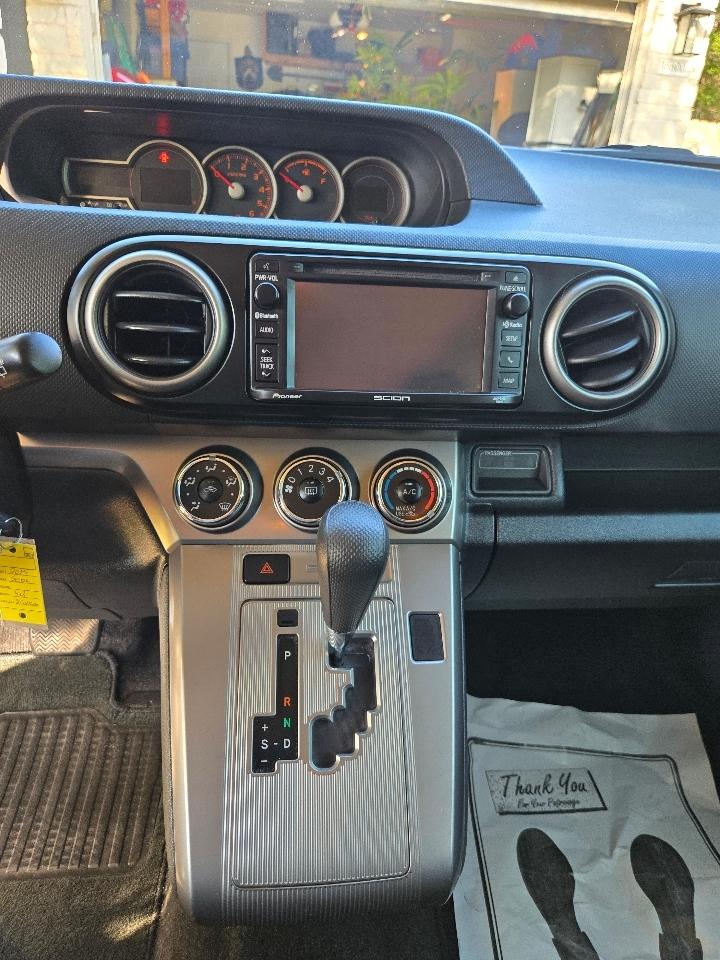 Scion xB 5dr Wgn Man (Natl) 2015