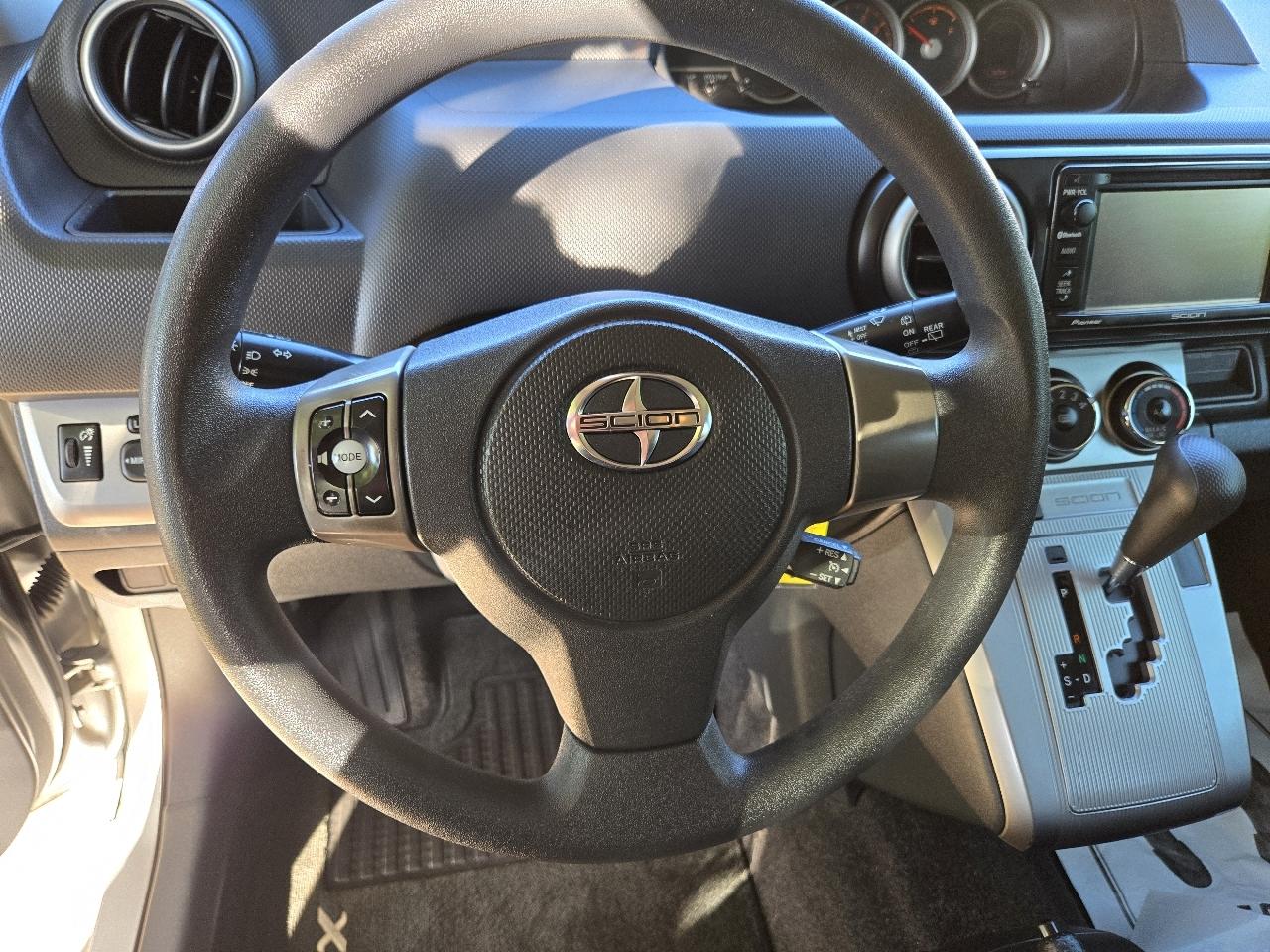 Scion xB 5dr Wgn Man (Natl) 2015