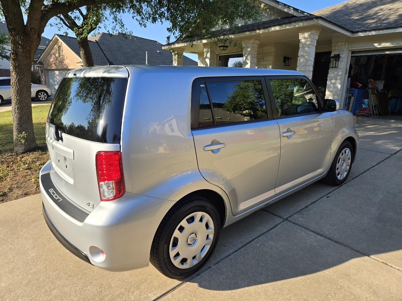 Scion xB 5dr Wgn Man (Natl) 2015