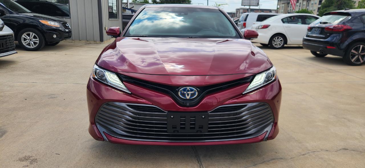 Toyota Camry Hybrid LE CVT (Natl) 2018