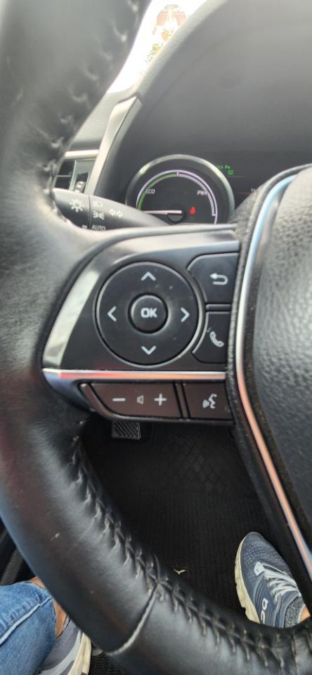 Toyota Camry Hybrid LE CVT (Natl) 2018