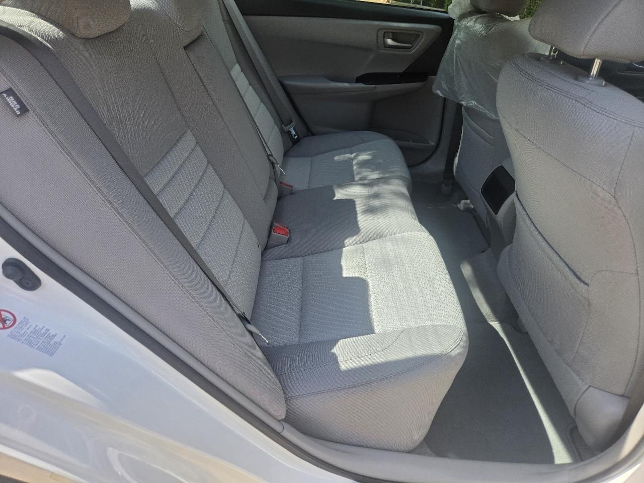 Toyota Camry XLE Auto (Natl) 2017