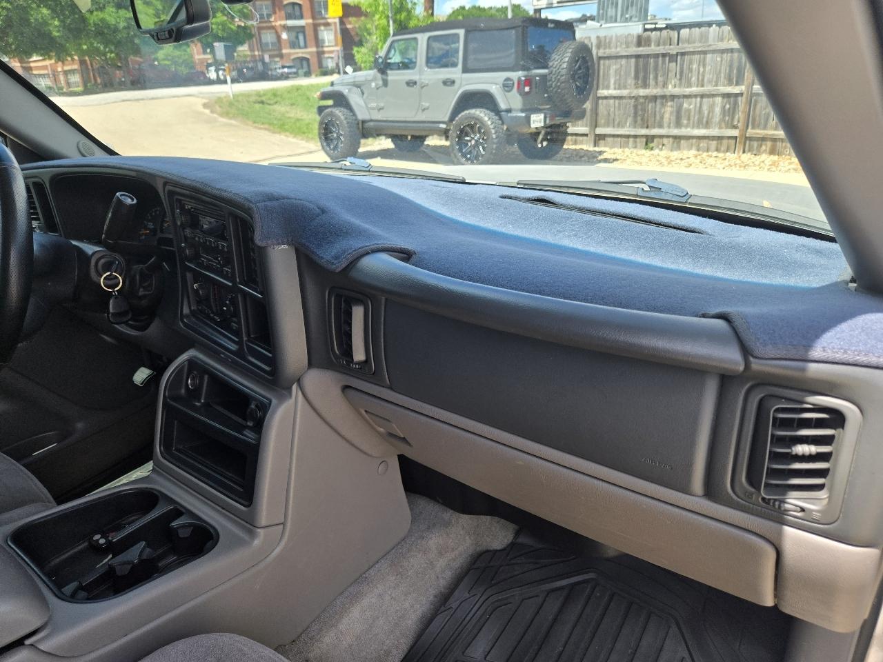 Chevrolet Suburban 4dr 1500 LS 2005