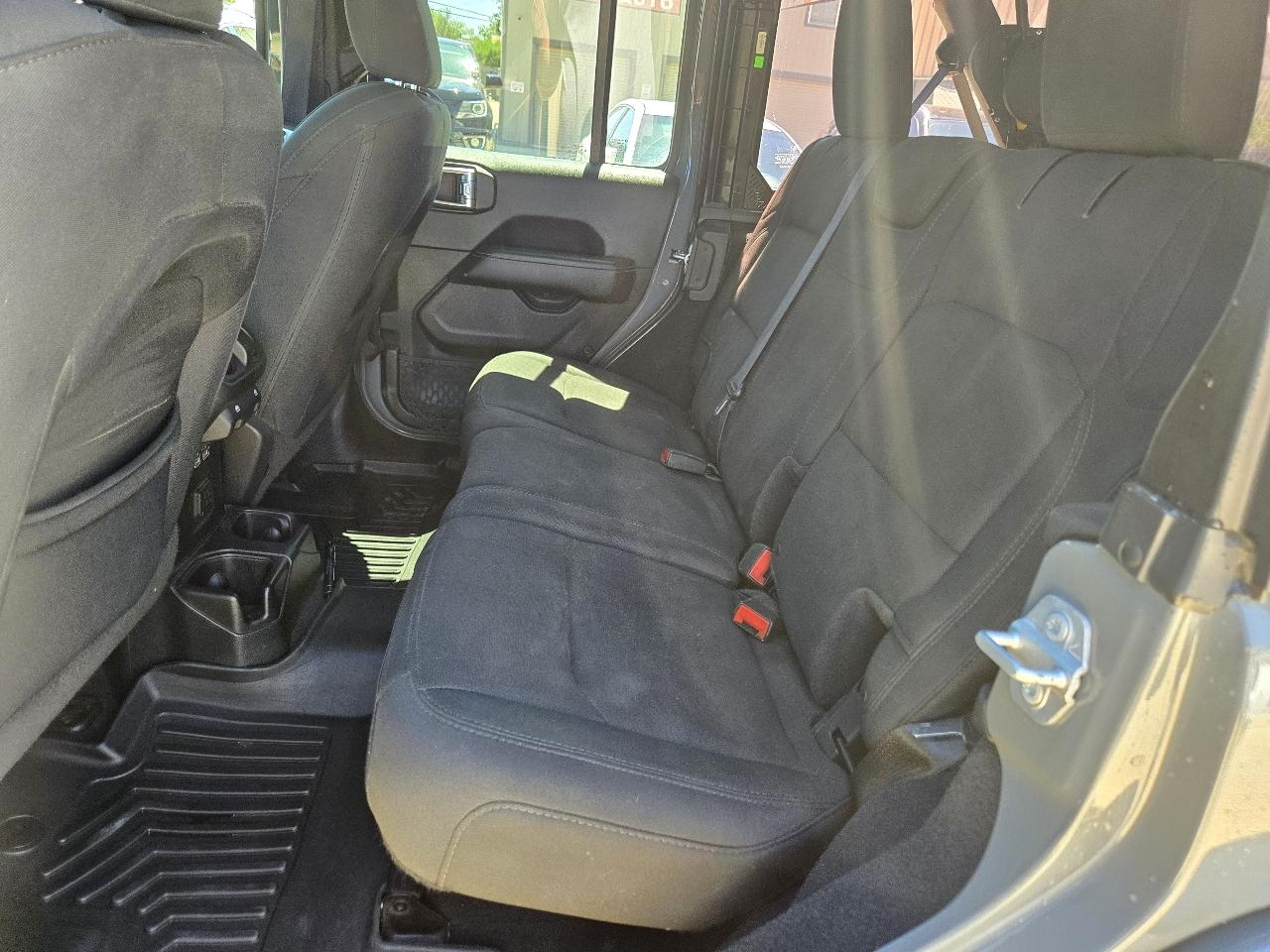 Jeep Wrangler Unlimited Sahara 4x4 2018