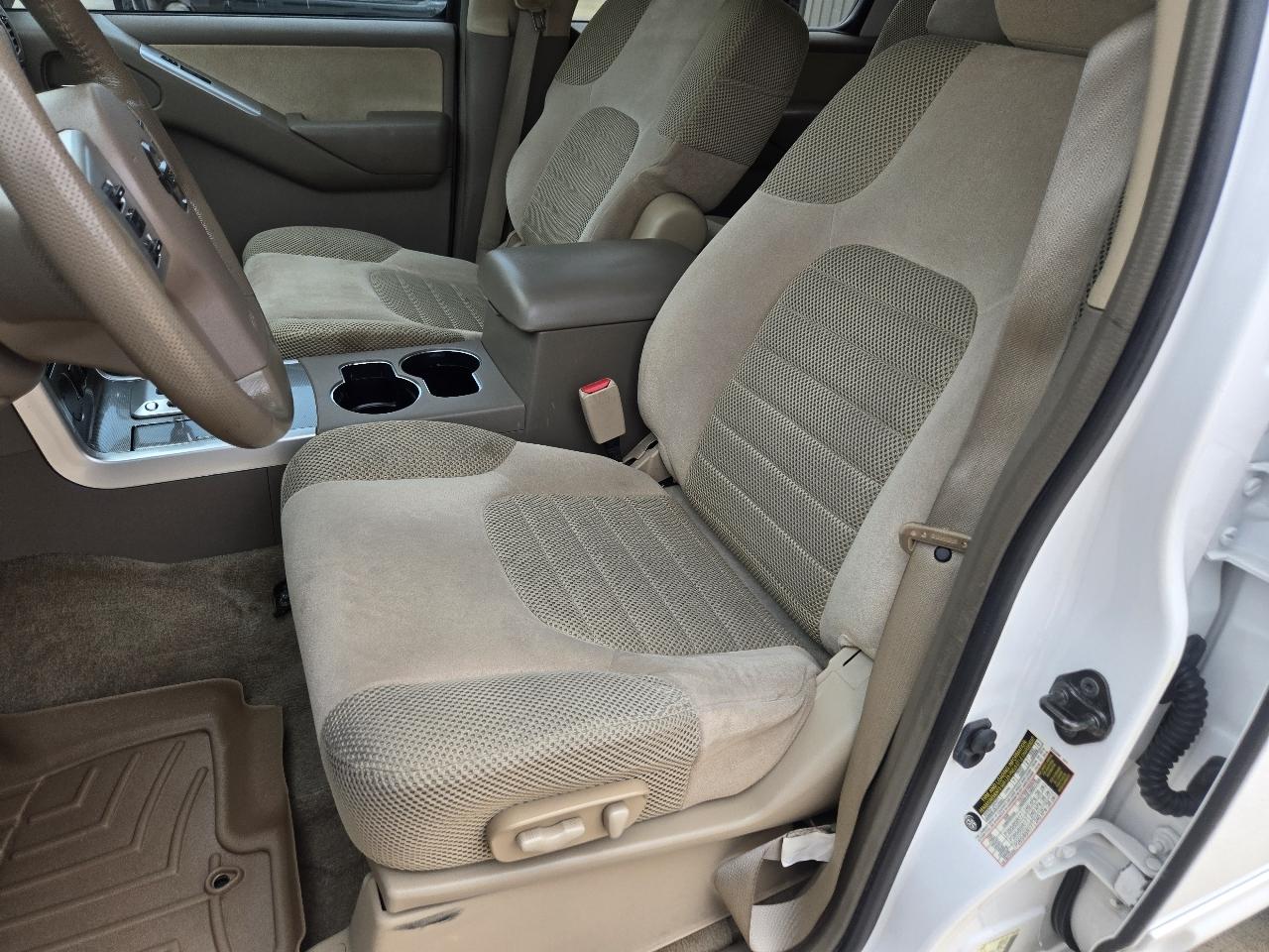 Nissan Pathfinder 2WD 4dr V6 SV 2011