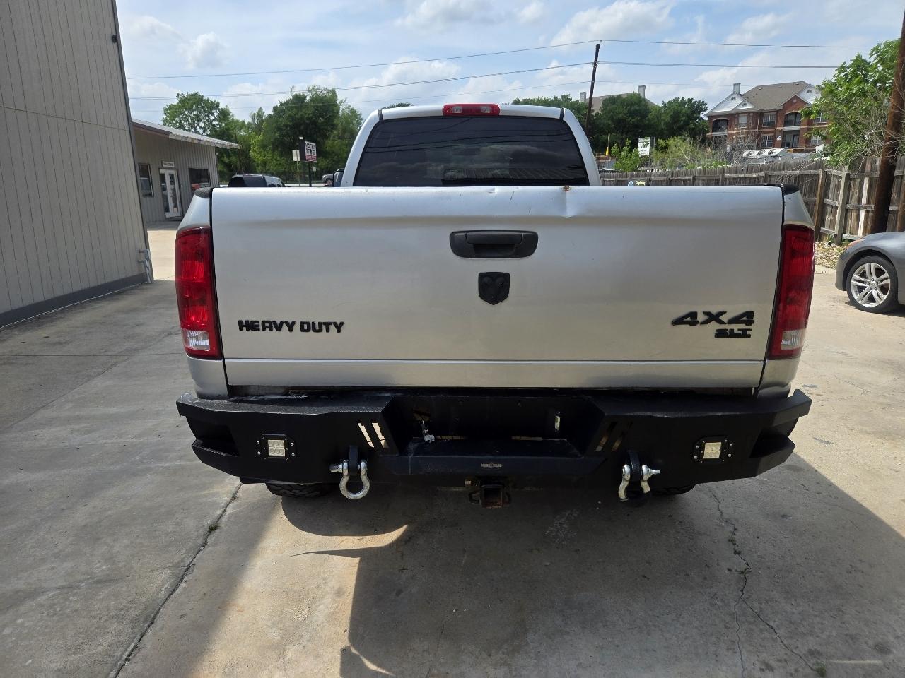 Dodge Ram 2500 4dr Quad Cab 160.5" WB 4WD SLT 2005