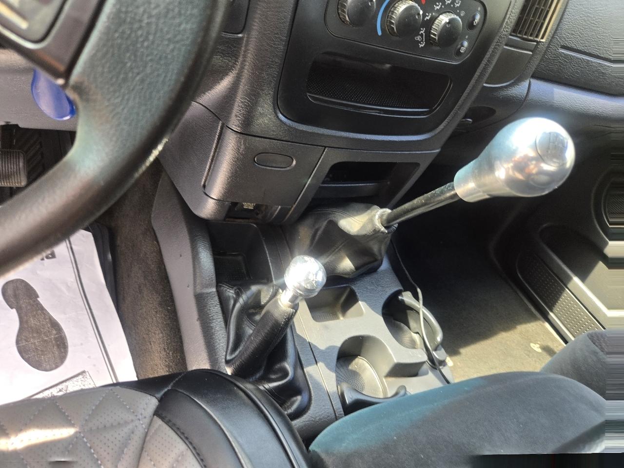 Dodge Ram 2500 4dr Quad Cab 160.5" WB 4WD SLT 2005