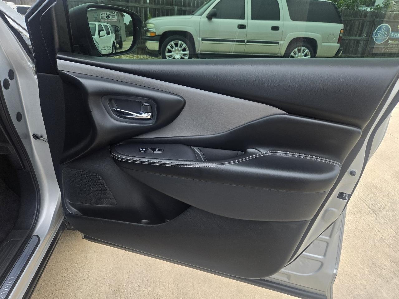 Nissan Murano FWD S 2019