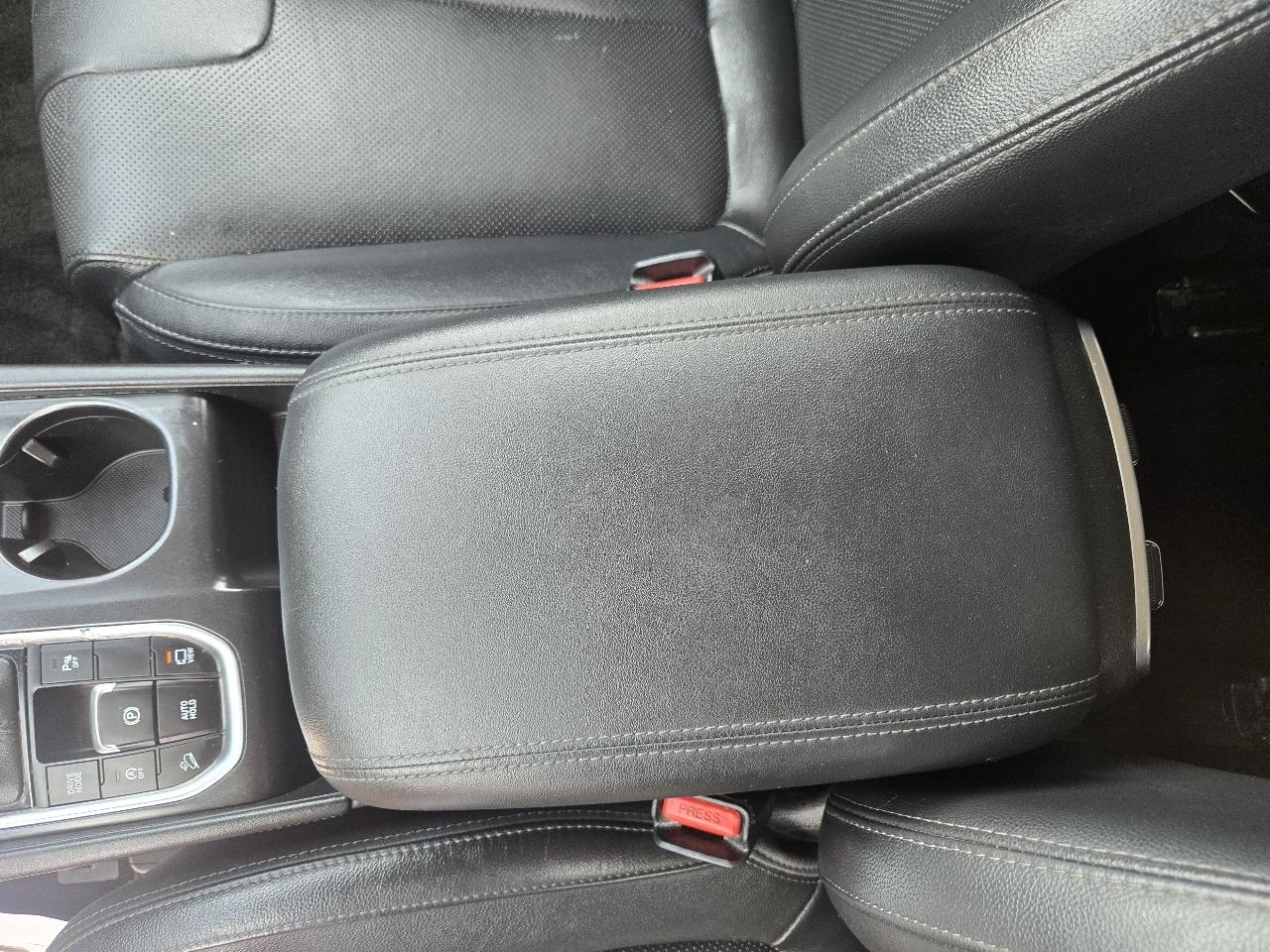 Hyundai Santa Fe Ultimate 2.4L Auto AWD 2019