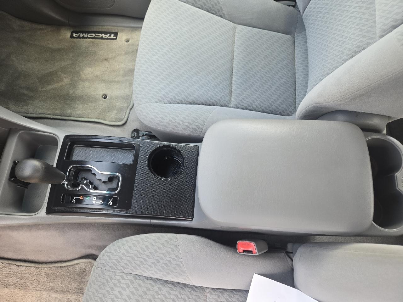 Toyota Tacoma 2WD Double V6 AT PreRunner (Natl) 2009