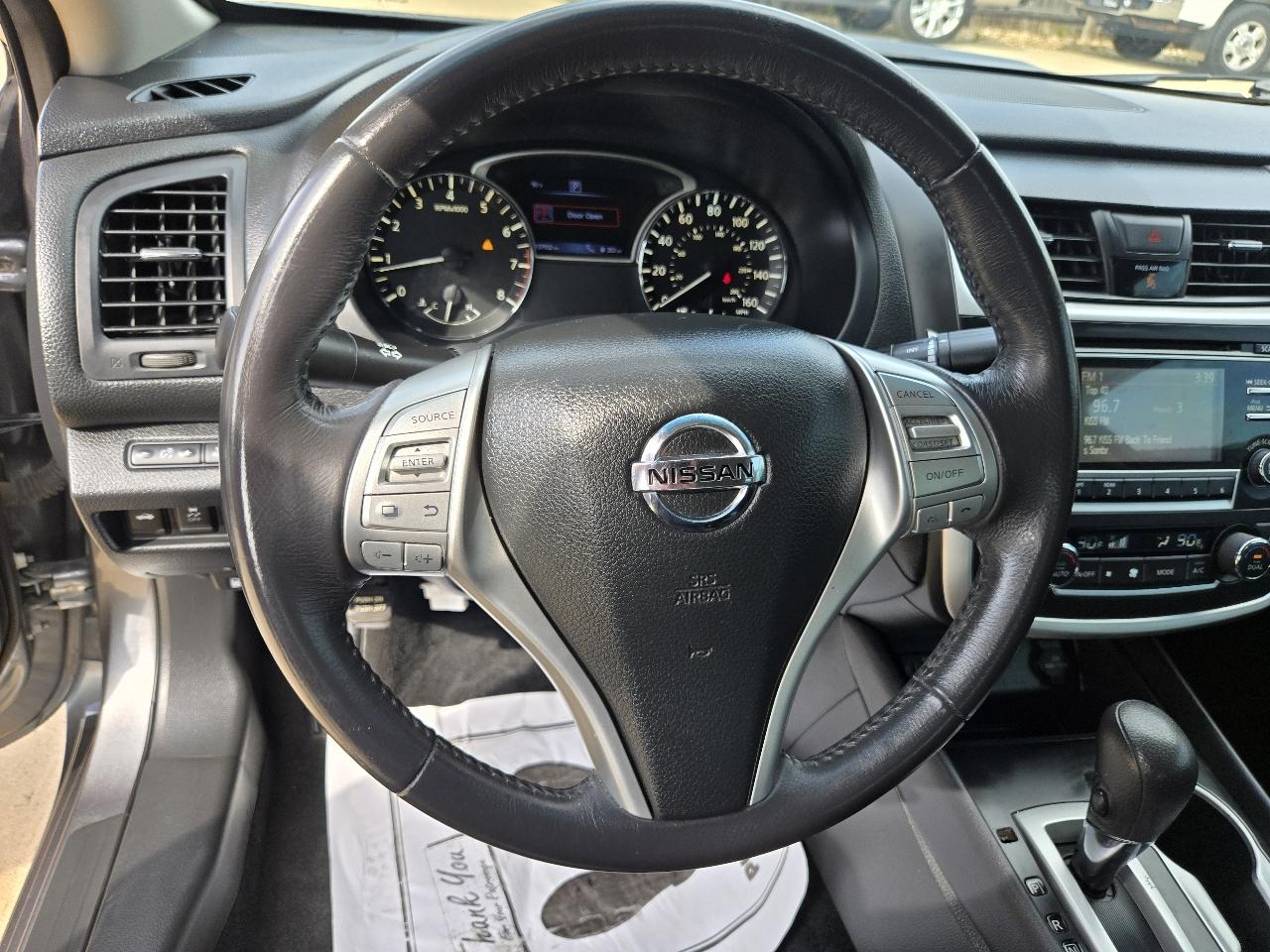 Nissan Altima 2.5 SV Sedan 2017