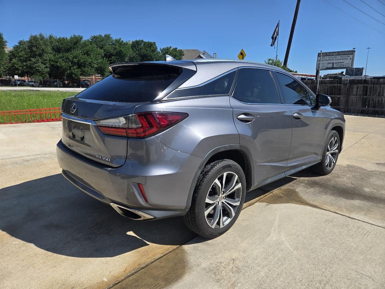 Lexus RX RX 350 FWD 2017