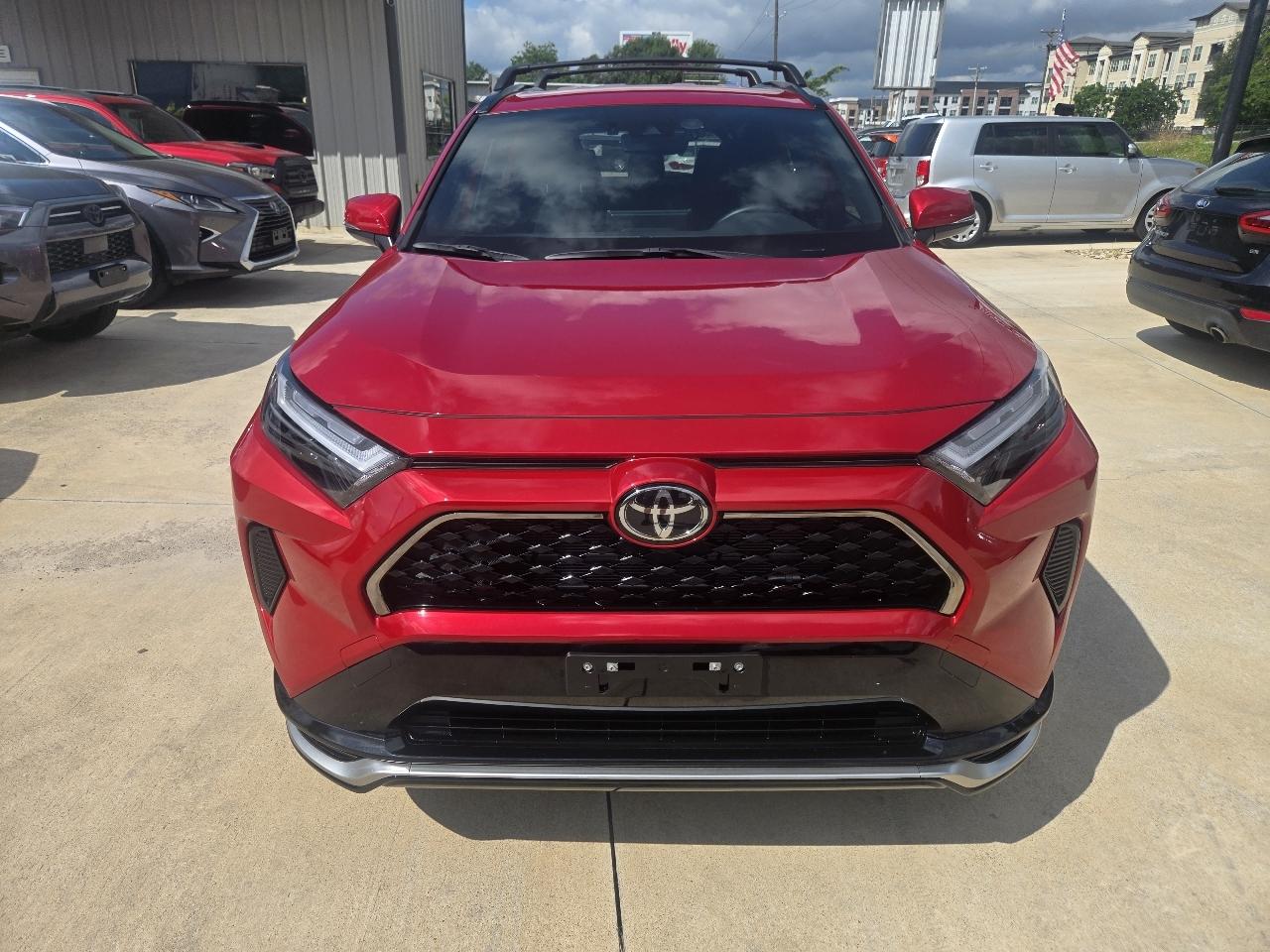 Toyota RAV4 Plug-In Hybrid SE (Natl) 2025
