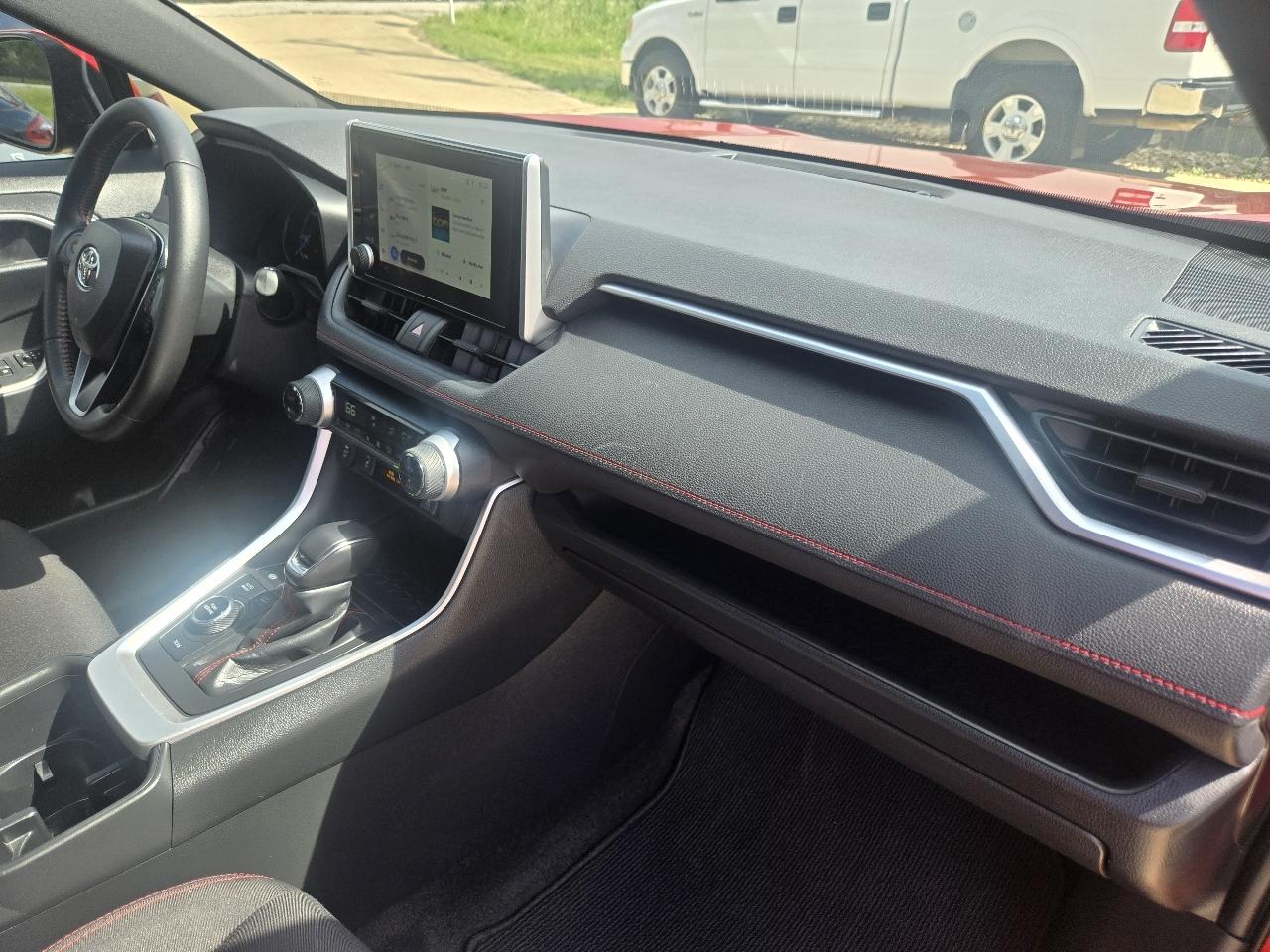 Toyota RAV4 Plug-In Hybrid SE (Natl) 2025
