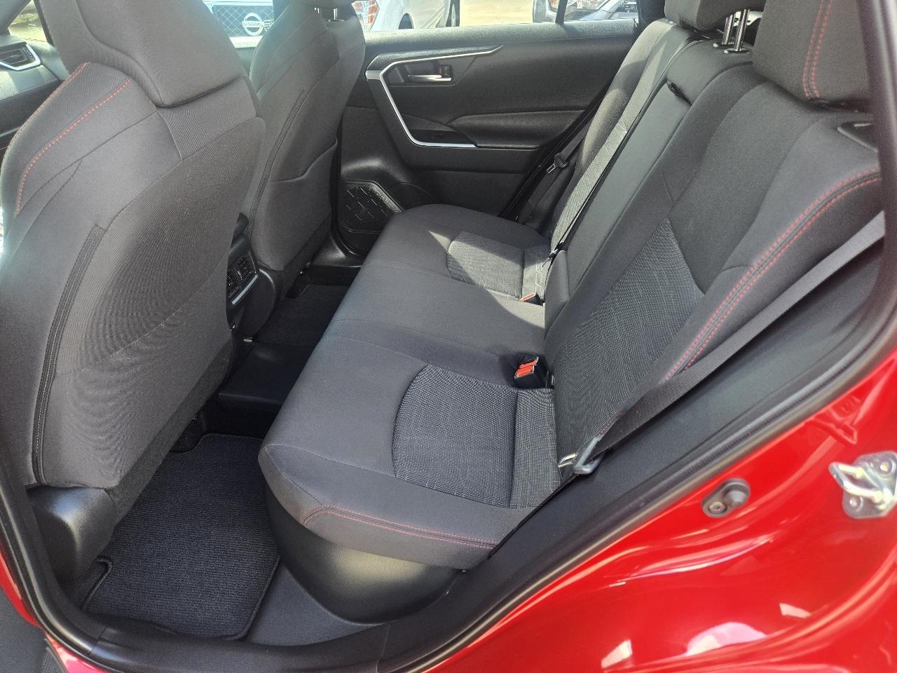 Toyota RAV4 Plug-In Hybrid SE (Natl) 2025