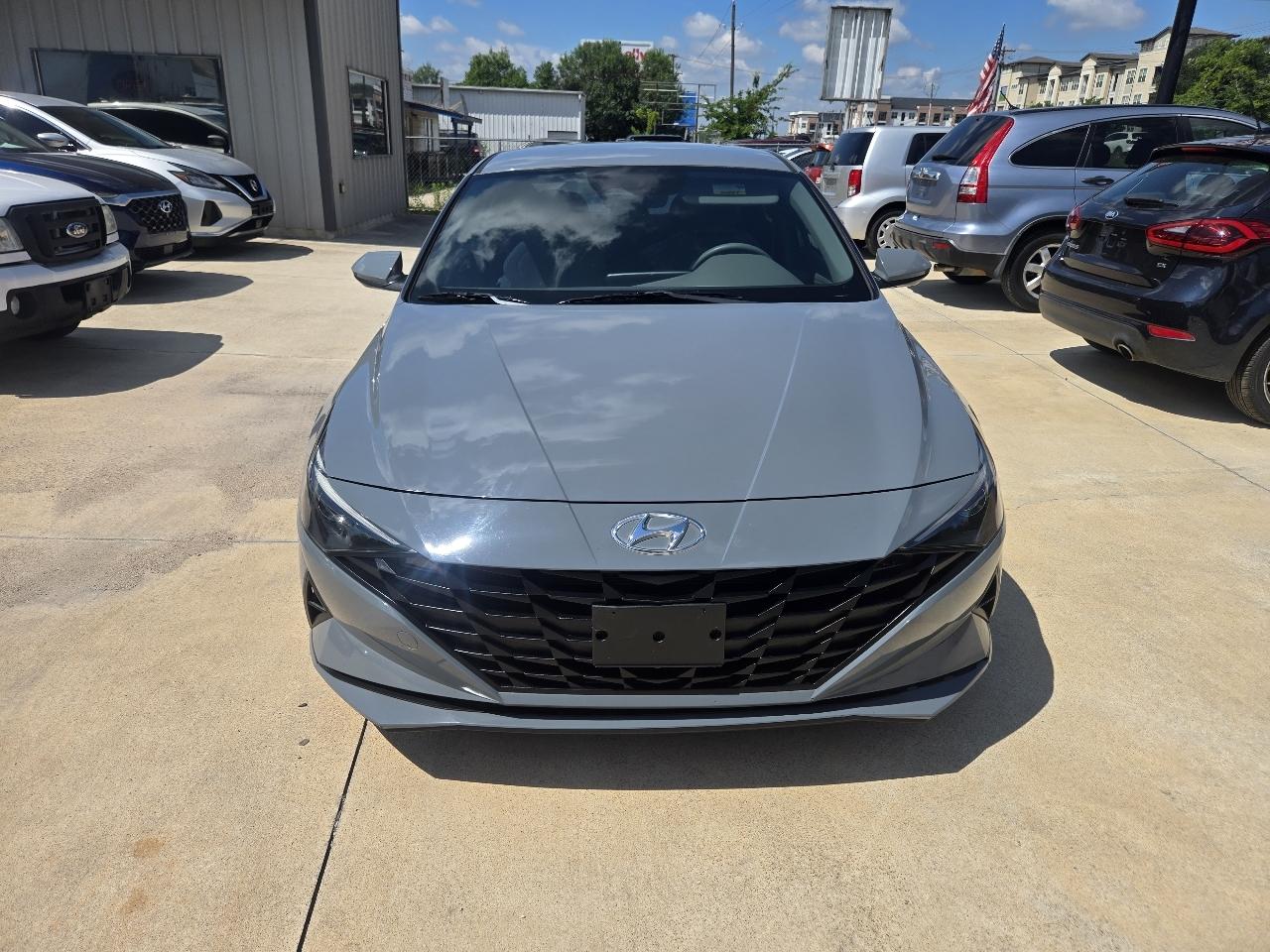 Hyundai Elantra SEL IVT *Ltd Avail* 2021