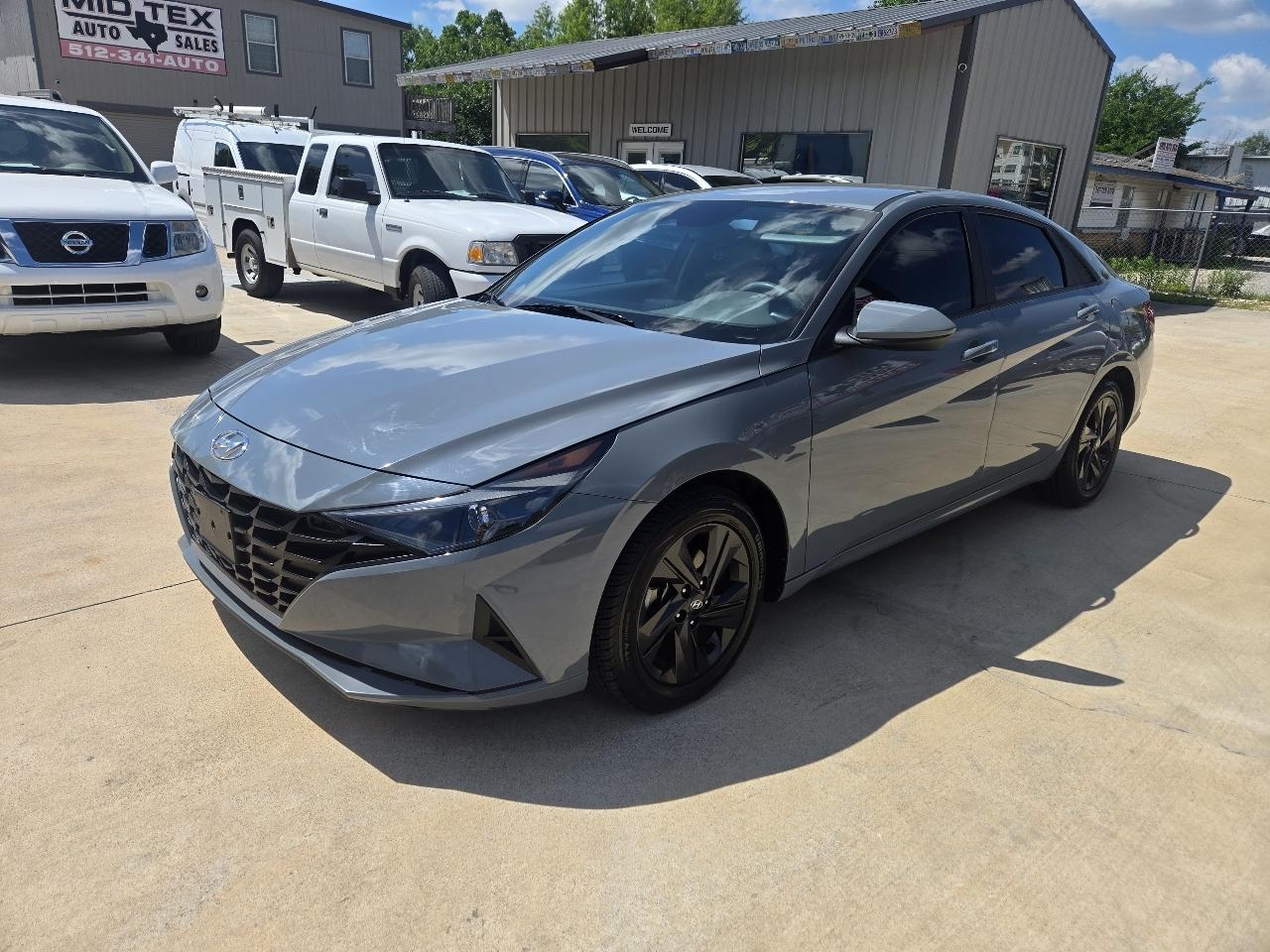 Hyundai Elantra SEL IVT *Ltd Avail* 2021
