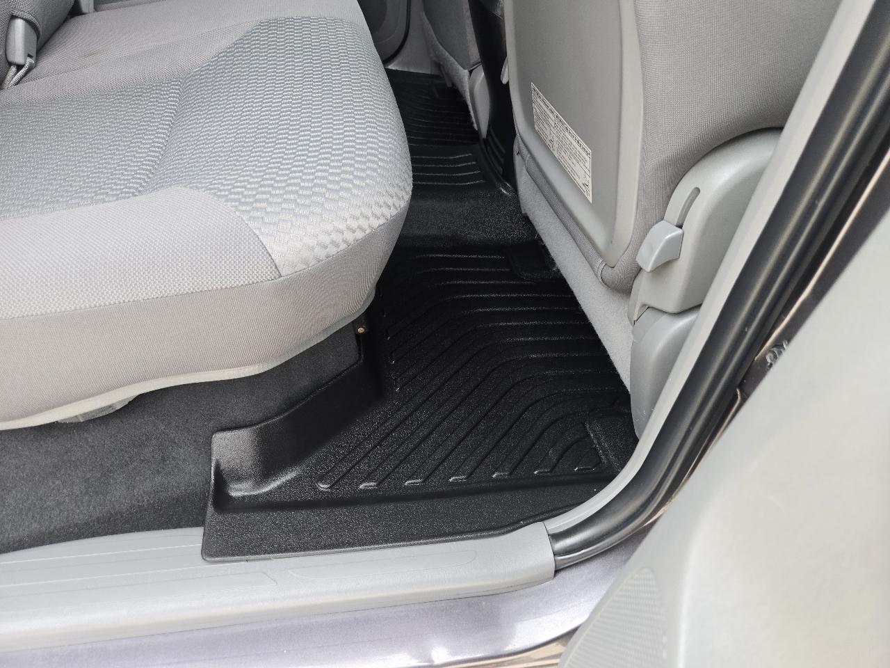 Toyota Tacoma 4WD Double Cab V6 AT (Natl) 2015
