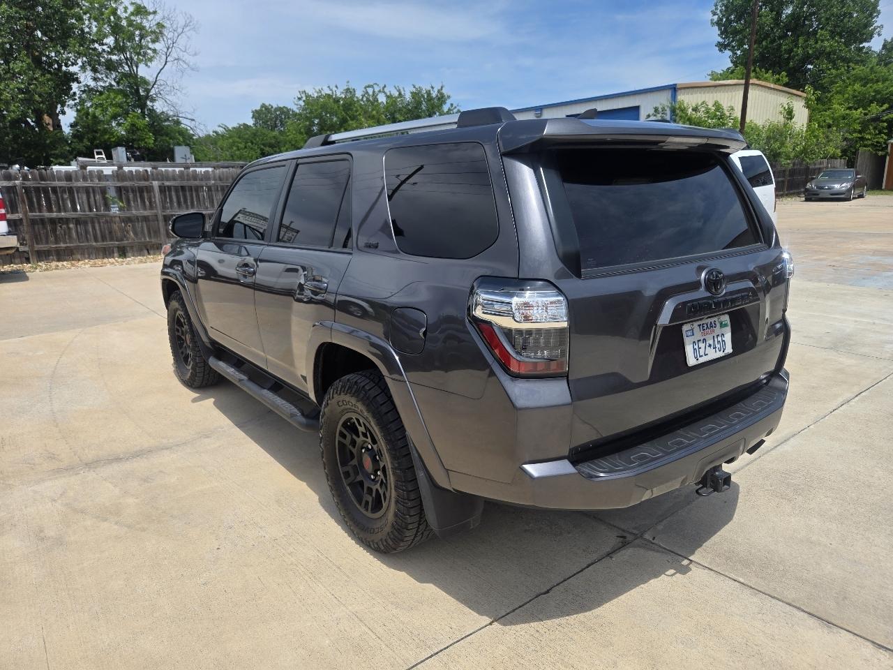 Toyota 4Runner TRD Off Road Premium 4WD (Natl) 2020