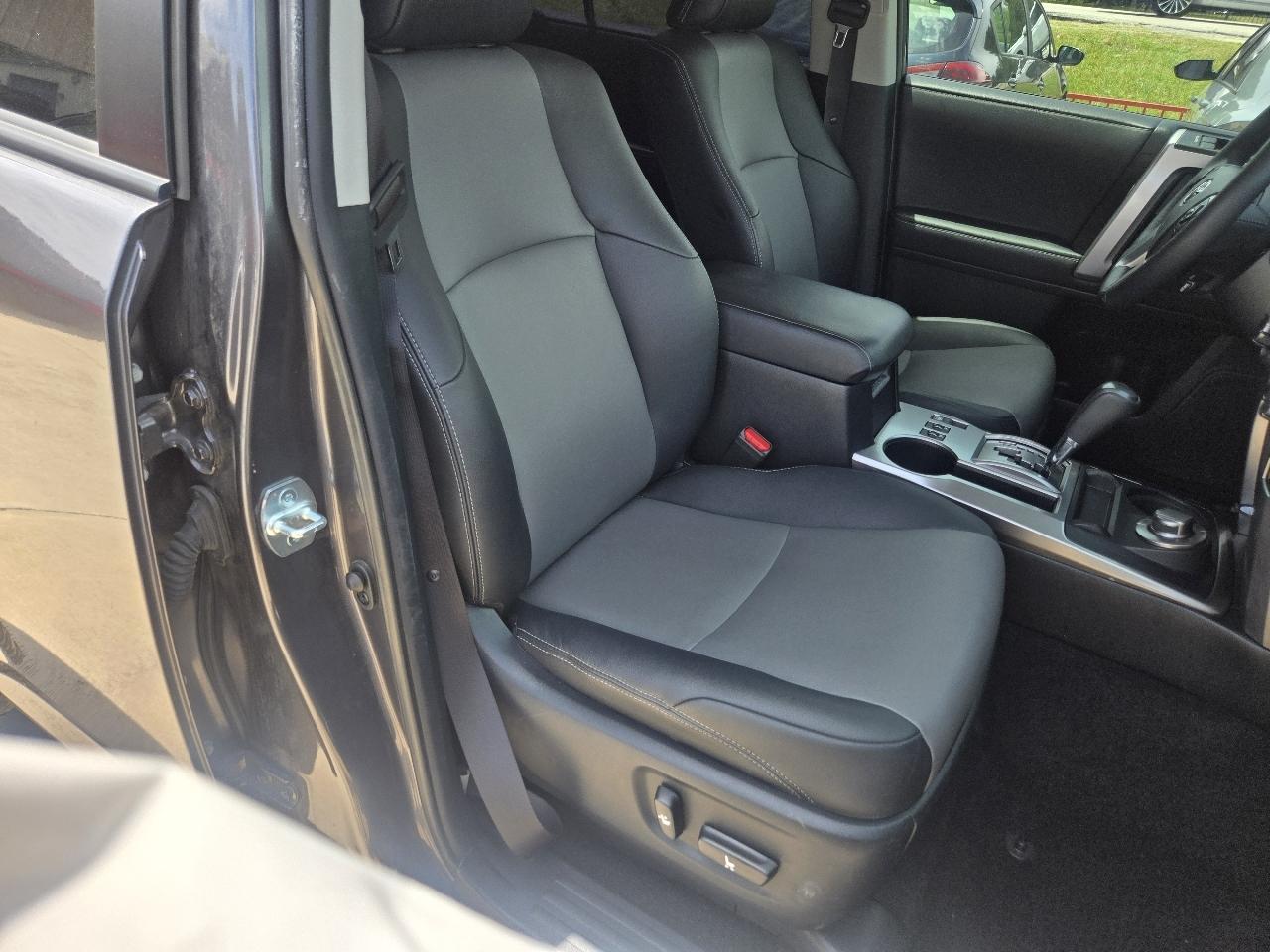 Toyota 4Runner TRD Off Road Premium 4WD (Natl) 2020