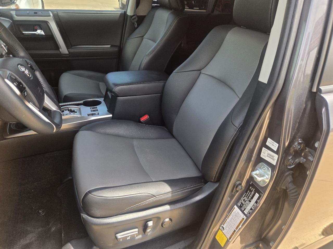 Toyota 4Runner TRD Off Road Premium 4WD (Natl) 2020