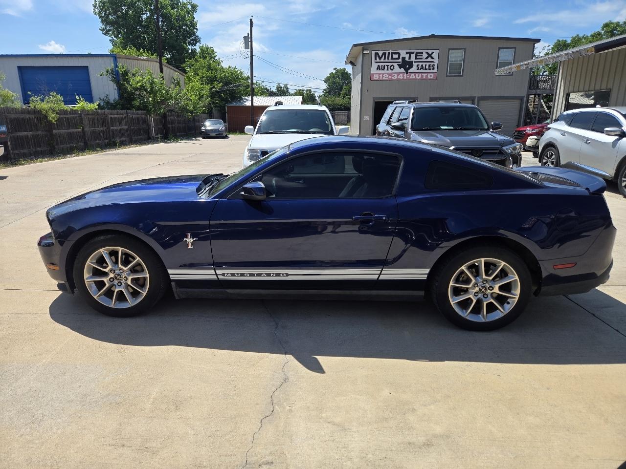 Ford Mustang 2dr Cpe V6 2011