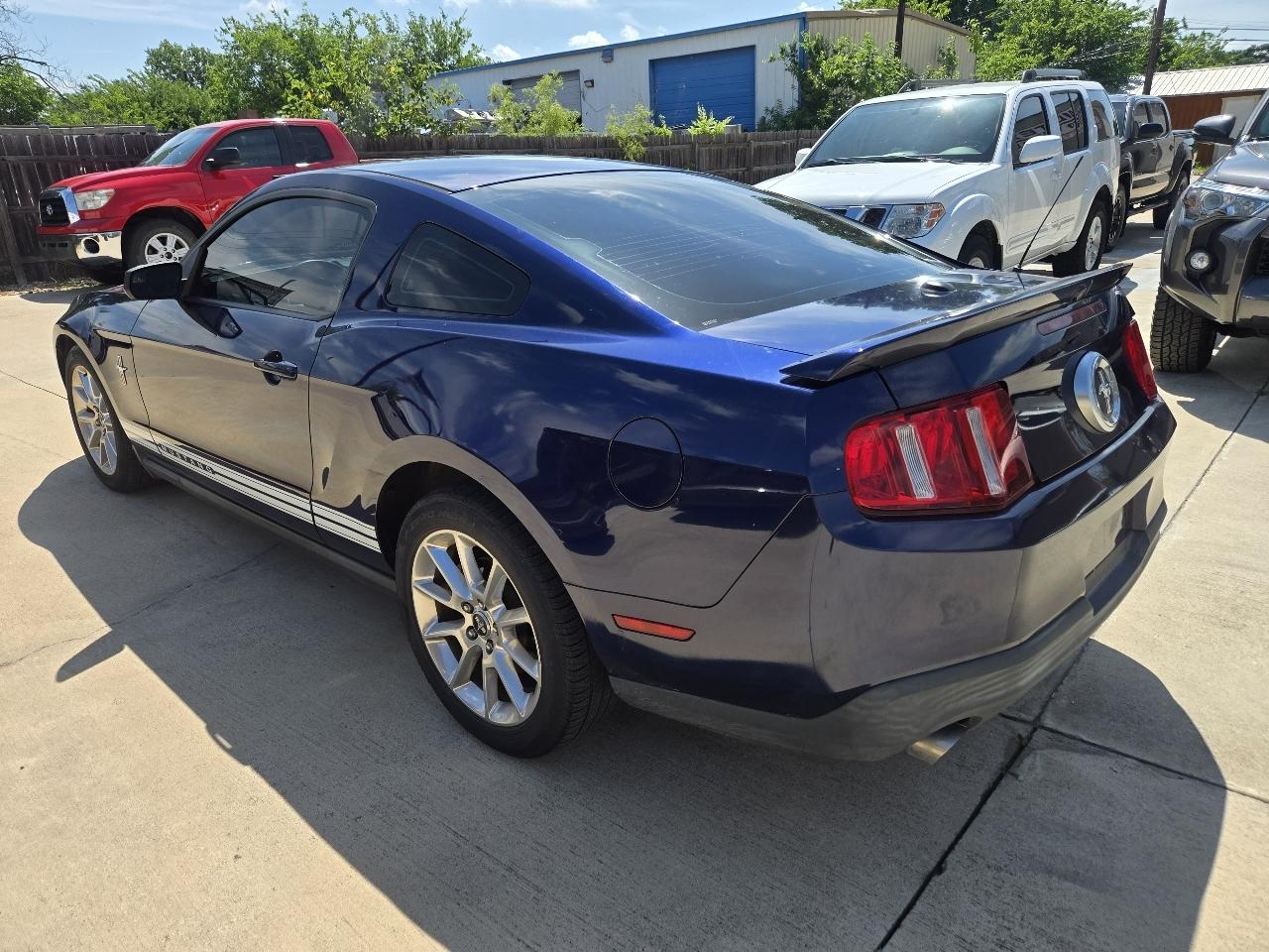 Ford Mustang 2dr Cpe V6 2011