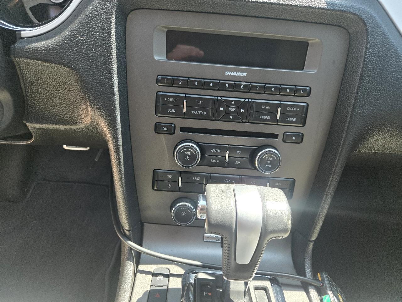 Ford Mustang 2dr Cpe V6 2011