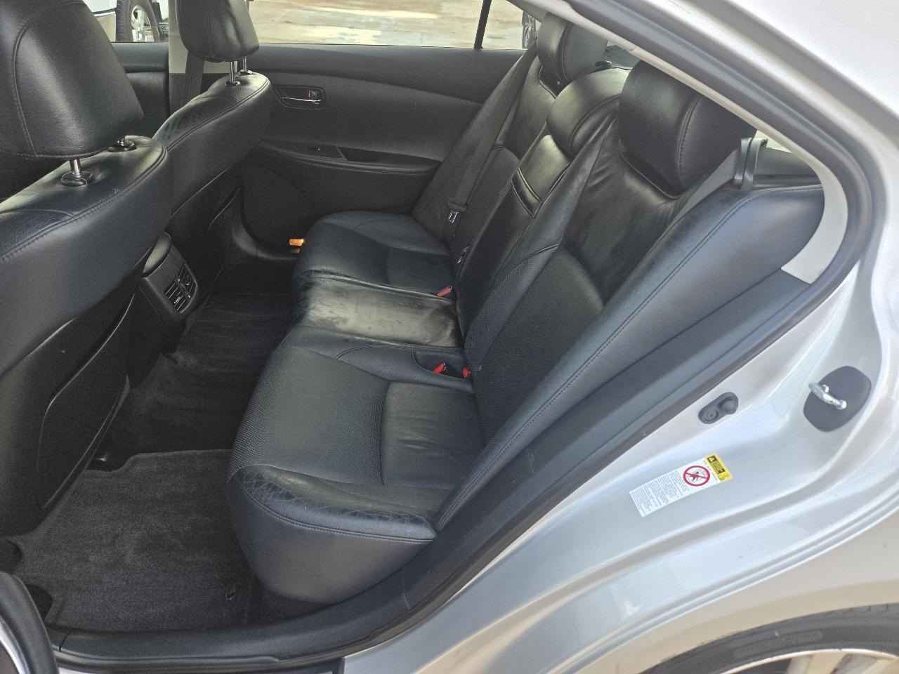 Lexus ES 350 4dr Sdn 2011
